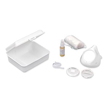 BOX M Mund-Nasen-Maske  - mit weißer Box mit festem Klickdeckel u. Mikrosilber und Pads
